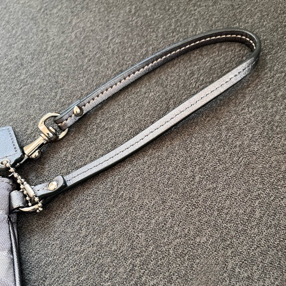 Coach Monogram Wristlet - Picture 5 of 6